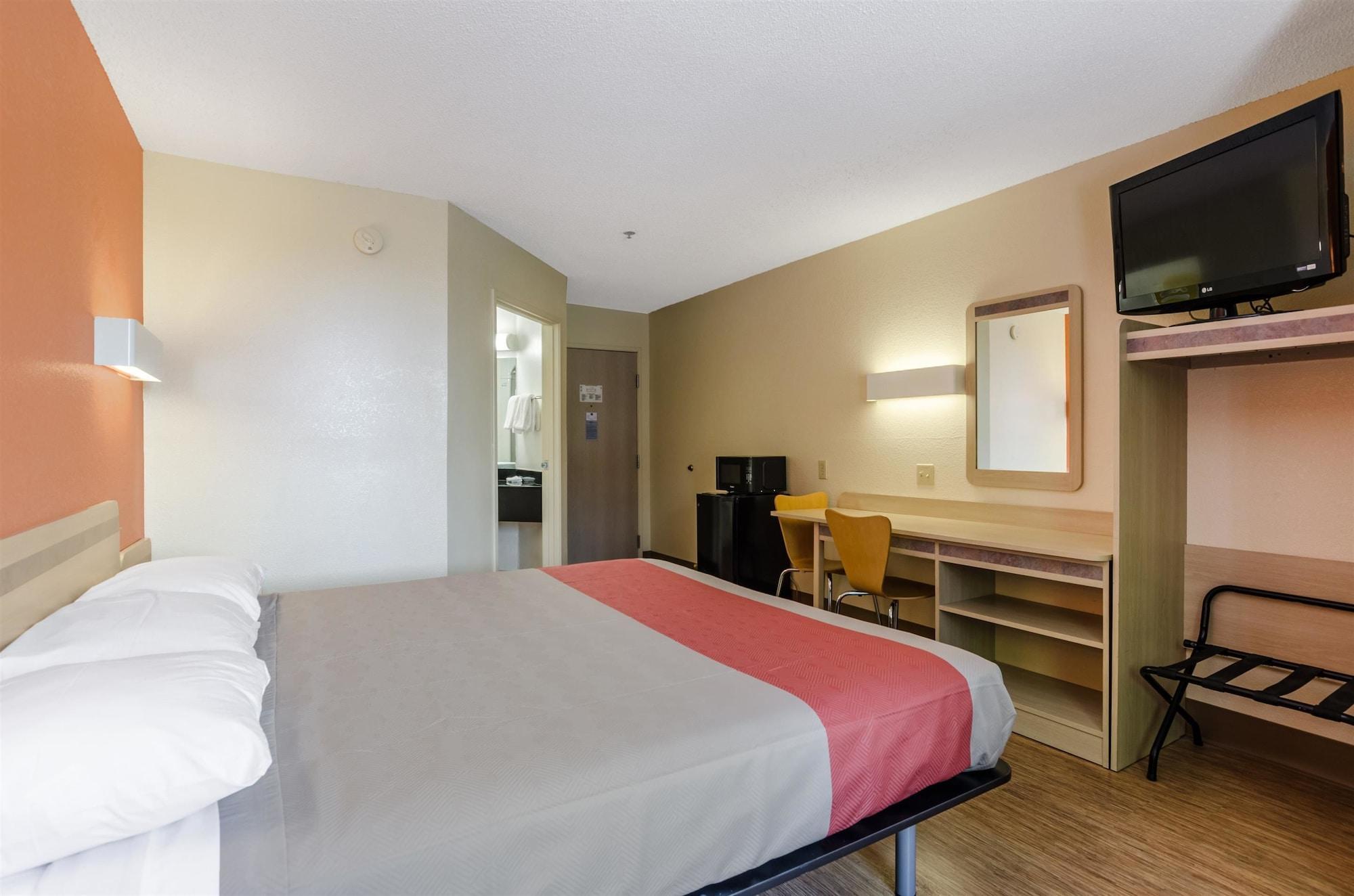 Hotel 6-bristol, Va 4*